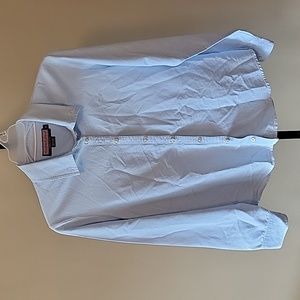 Vineyard Vines Women's Button up shirt size 12
